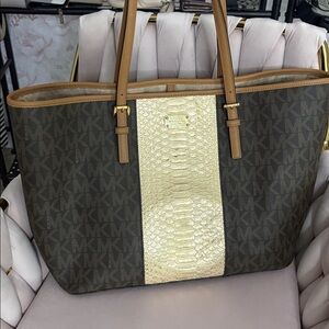 #39 MICHAEL MICHAEL KORS